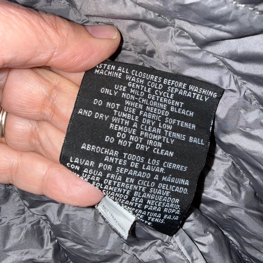 HEATKEEP Women’s Metallic Gray Hooded Puffer Jacket - XXL - Picture 4 of 7